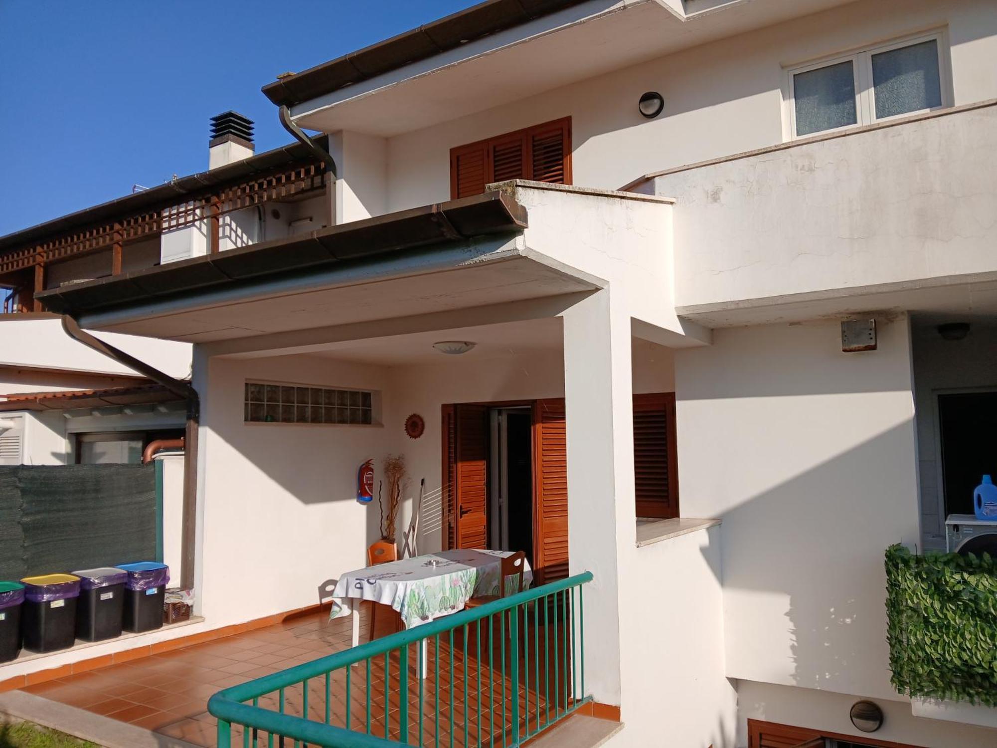 La Casa Di Ale Villa ลาตินา ภายนอก รูปภาพ